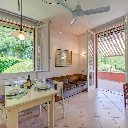 Double House - Happy Apartamento Ispra